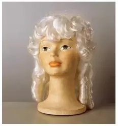 Peluca gran dama blanca