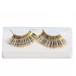 Paar riesigen wimpern