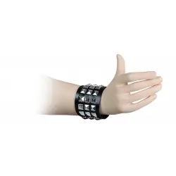 Pulseiras de tachas
